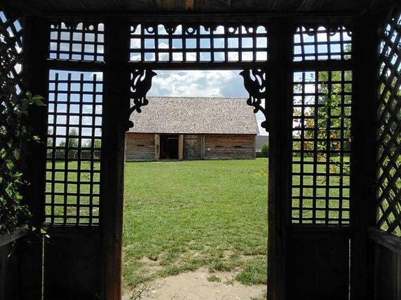 Muzeum wsi kieleckiej w tokarni - skansen w województwie świętokrzyskim