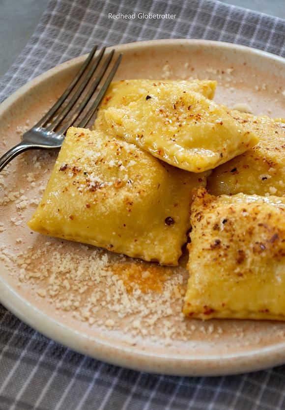 Ravioli z mozzarellą i karczochami