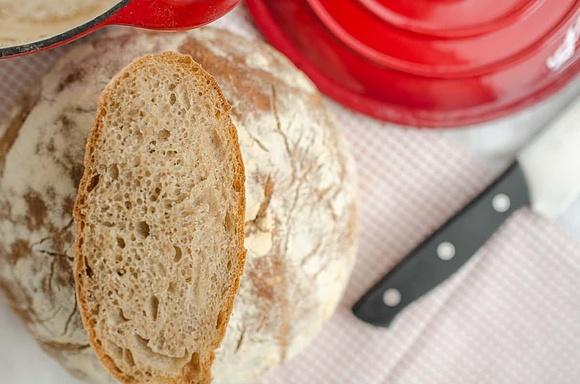 Chleb razowy na drożdżach przepis domowy