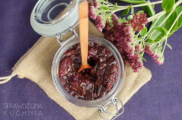 Chutney ze śliwek z imbirem i pieprzem cayenne