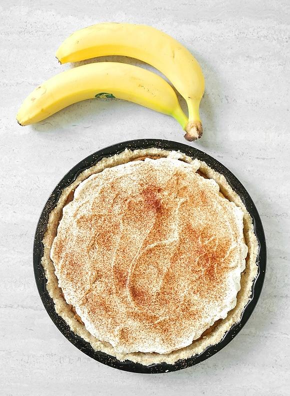 Wegańska tarta banoffee bezglutenowa raw bez cukru