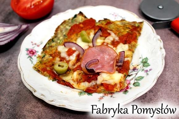 Fit pizza na spodzie z cukinii