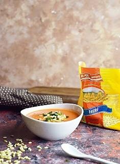 Zupa krem z dyni i makaronem