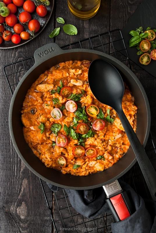 Szybkie risotto z kurczakiem i pomidorami