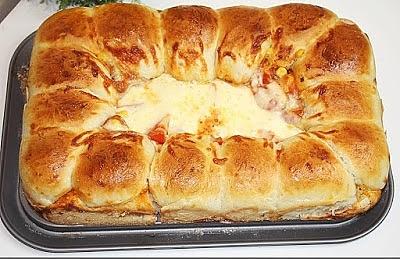 Pizza z kulkami i mozzarellą