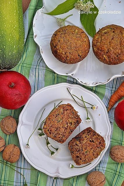 Najlepsze zdrowe muffinki z cukinią i marchewką