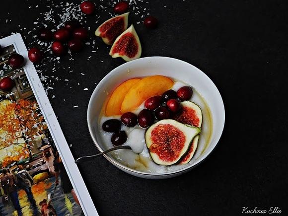 Ryżowy pudding na mleku migdałowym