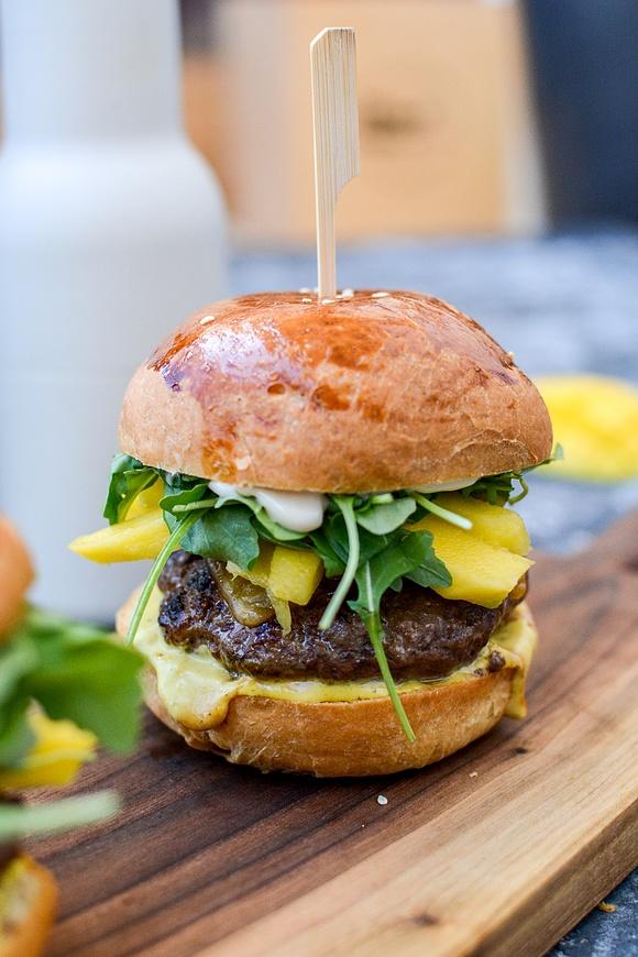 Burgery curry