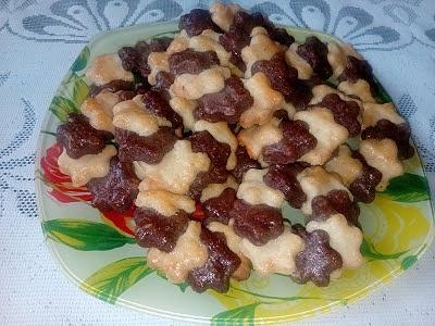 Kwiatkowa branzoletka