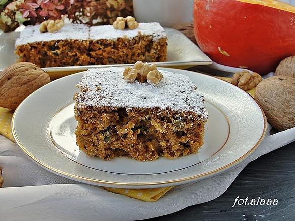 Ciasto dyniowe z orzechami i ksylitolem