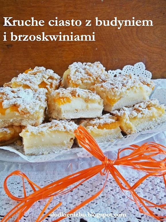Ciasto brzoskwiniowe z budyniem na 1. urodziny bloga.