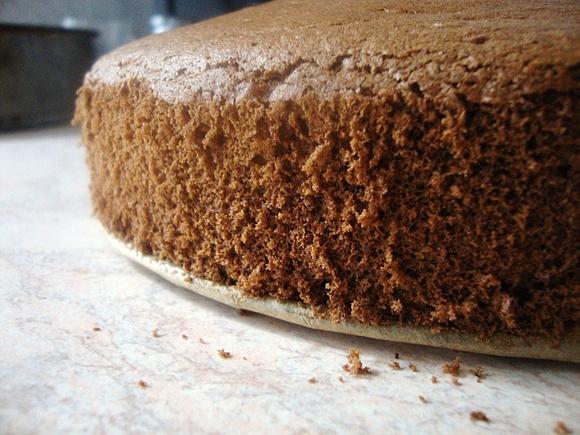 Kakaowy biszkopt bez proszku do pieczenia