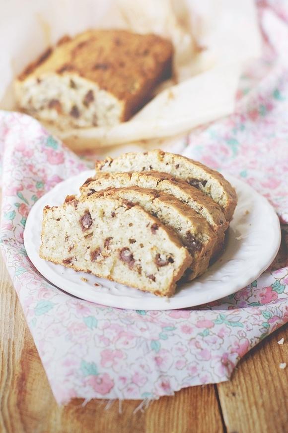 Chlebek bananowy w tropikalnym stylu