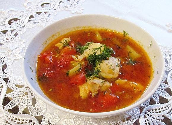 Zupa gulaszowa z dorsza