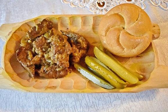 Wątróbka wieprzowa duszona z cebulką i mlekiem
