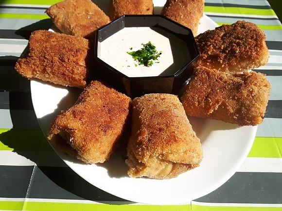 Krokiety z pieczarkami, serem i kurczakiem