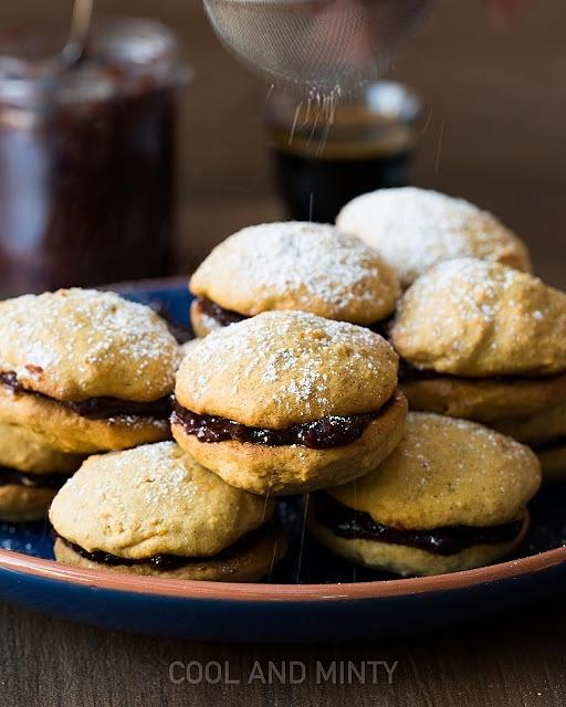 Dyniowe whoopie pies
