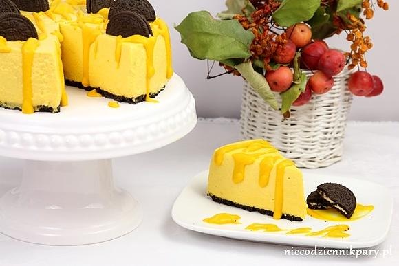 Dyniowy sernik na zimno z Oreo - przepis na pyszne ciasto