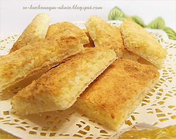 Ciastka kokosowe na waflu