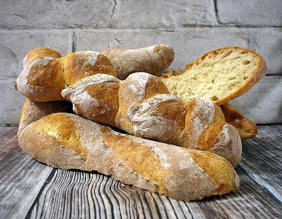 Bagietki na starym cieście - przepis od profesjonalnego piekarza