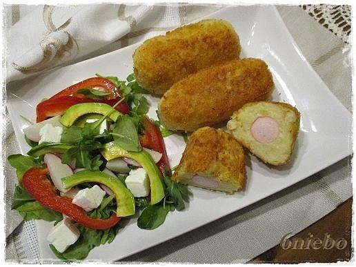 Ziemniaczane krokieciki z parówką