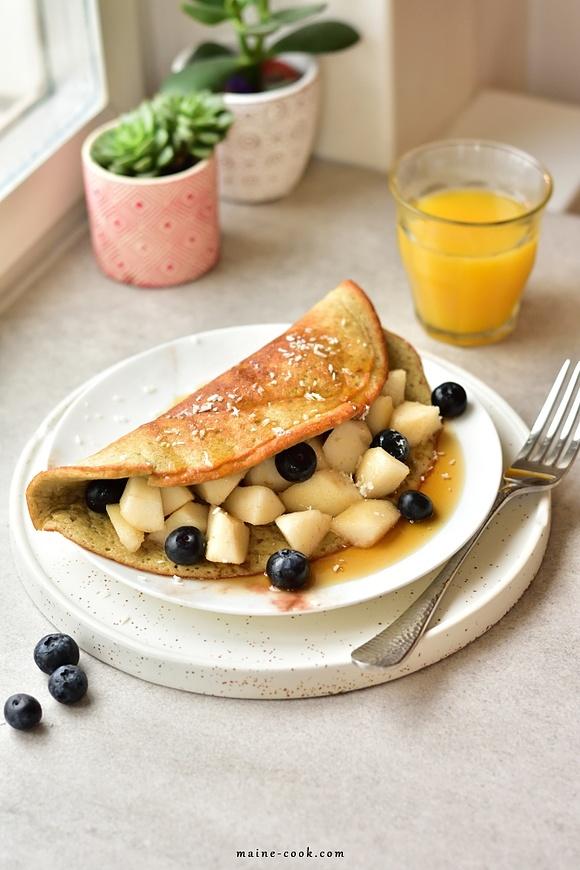 Puszysty omlet bananowo-owsiany