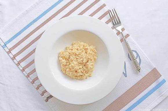 Risotto ze szampanem, włoski przysmak z aromatem win spumante