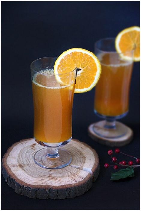 Grog napój alkoholowy z rumu i soku z limonek