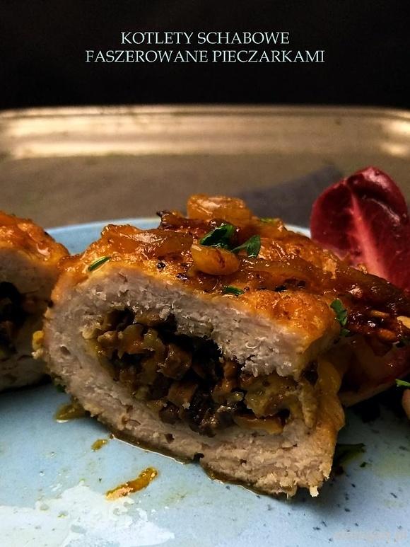 Kotlety schabowe faszerowane pieczarkami pieczone w piekarniku