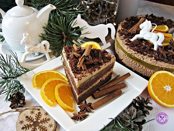 Torcik piernikowy z mascarpone i galaretką z mango i pomarańczy