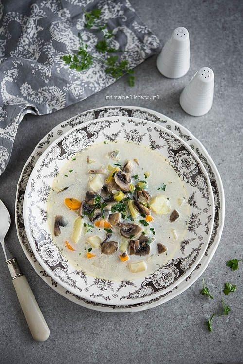 Zupa pieczarkowa