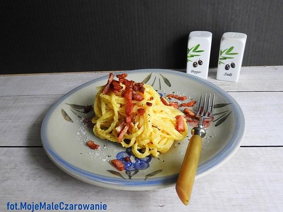 Spaghetti Carbonara po włosku - klasyczny przepis