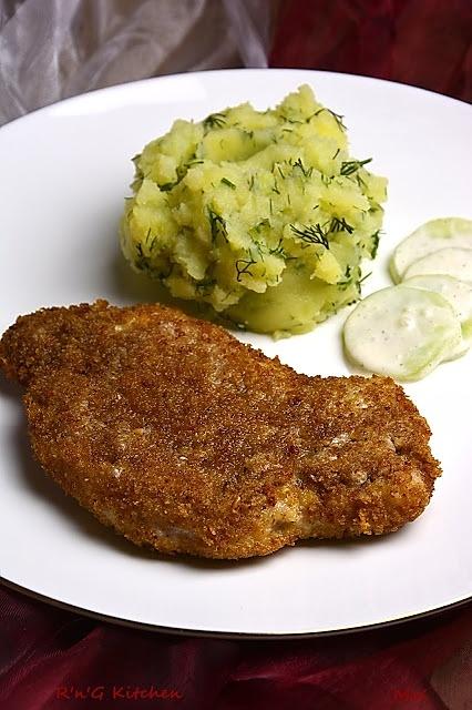 Kotlet schabowy w chlebowej panierce