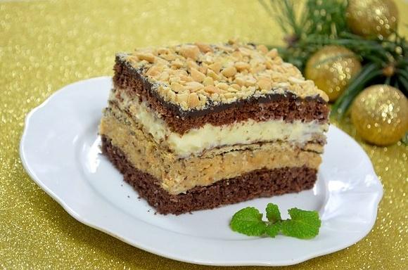 Ciasto Snickers z filmem