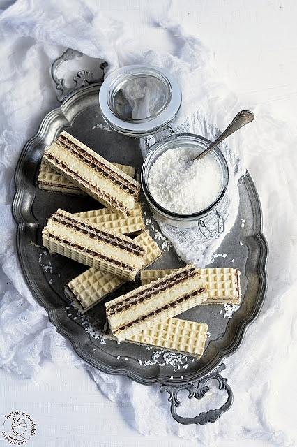 Wafle o smaku batonów Bounty