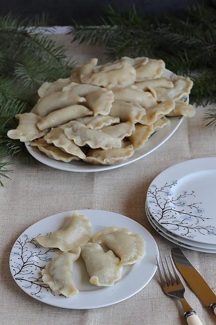 Pierogi z kapustą i grzybami