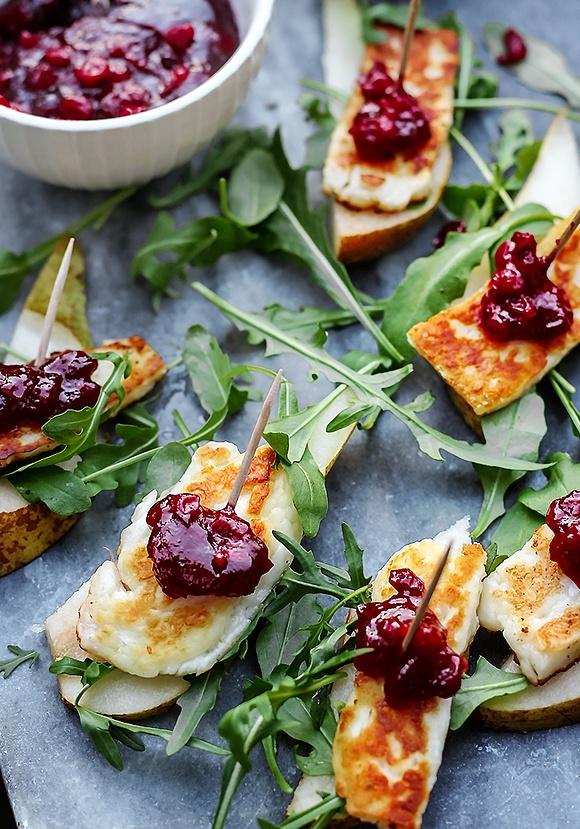 Sylwestrowa przekąska z halloumi i gruszki