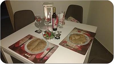 Naleśniki pełnoziarniste z pieczarkami i fetą