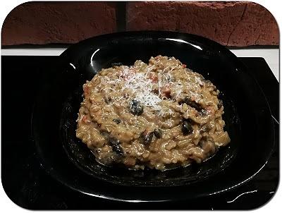 Kremowe risotto z grzybami i warzywami