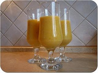 Cytrusowe smoothie z naturalnych składników