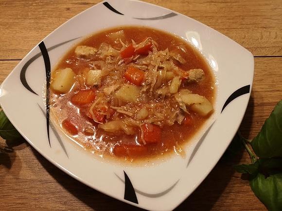 Zupa węgierska z kapustą kiszoną