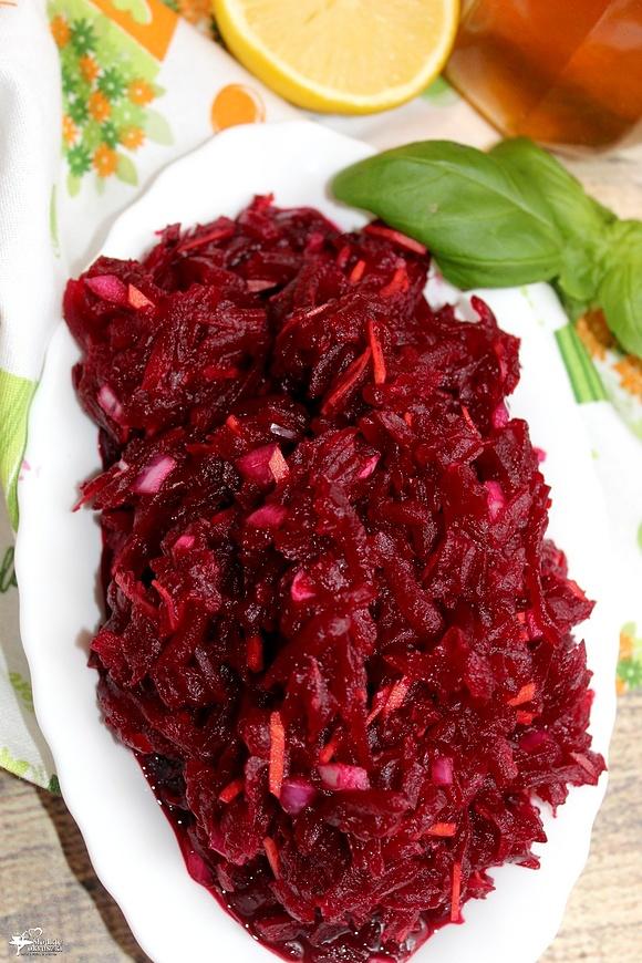 Tarte buraczki z marchewką i miodem do obiadu