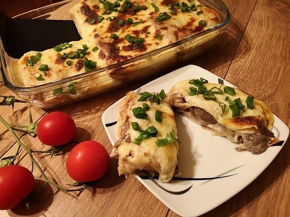 Naleśniki z grzybami leśnymi