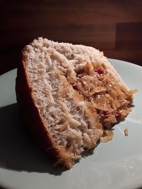Babka chlebowa z kapustą kiszoną