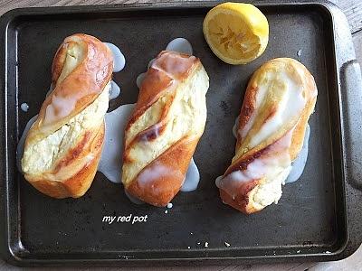 Drożdżówki z serem
