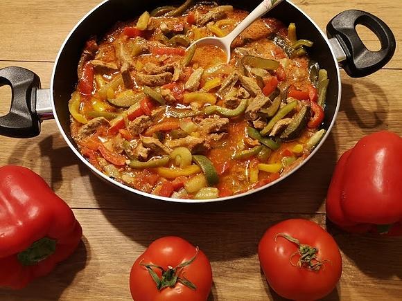 Gulasz w bogatej wersji