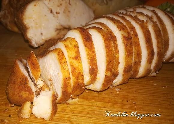 Pieczony filet z piersi kurczaka na kanapki