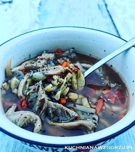 Zupa z boczniakami pyszna i prosta w przygotowaniu