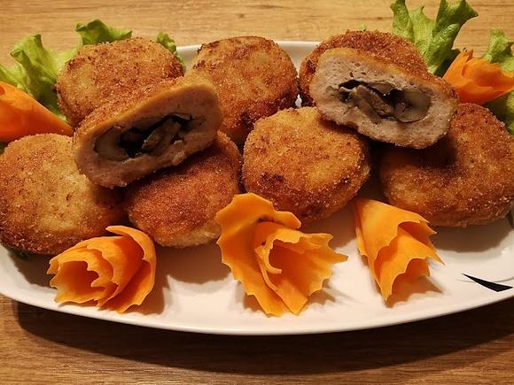Smakowite kotleciki z pieczarkami