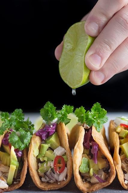 Tacos z kurczakiem w miodzie i chili